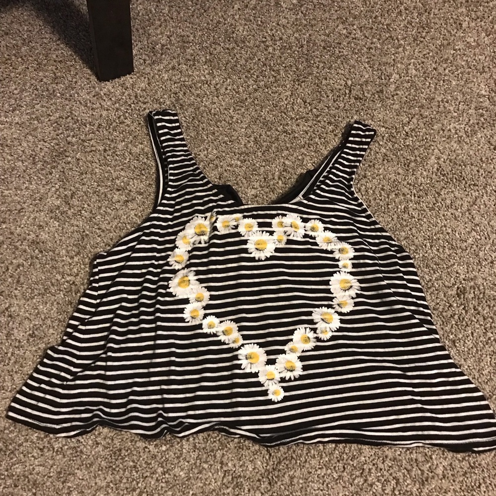 Daisy stripped crop top